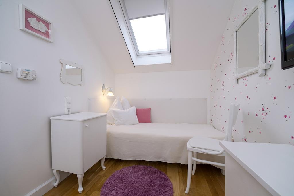 Boutique Hotel Szarcsa Székesfehérvár Buitenkant foto