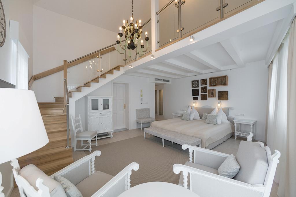 Boutique Hotel Szarcsa Székesfehérvár Buitenkant foto