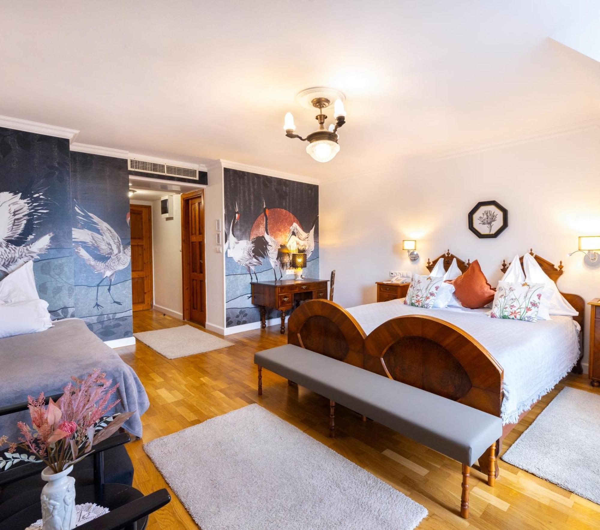 Boutique Hotel Szarcsa Székesfehérvár Buitenkant foto