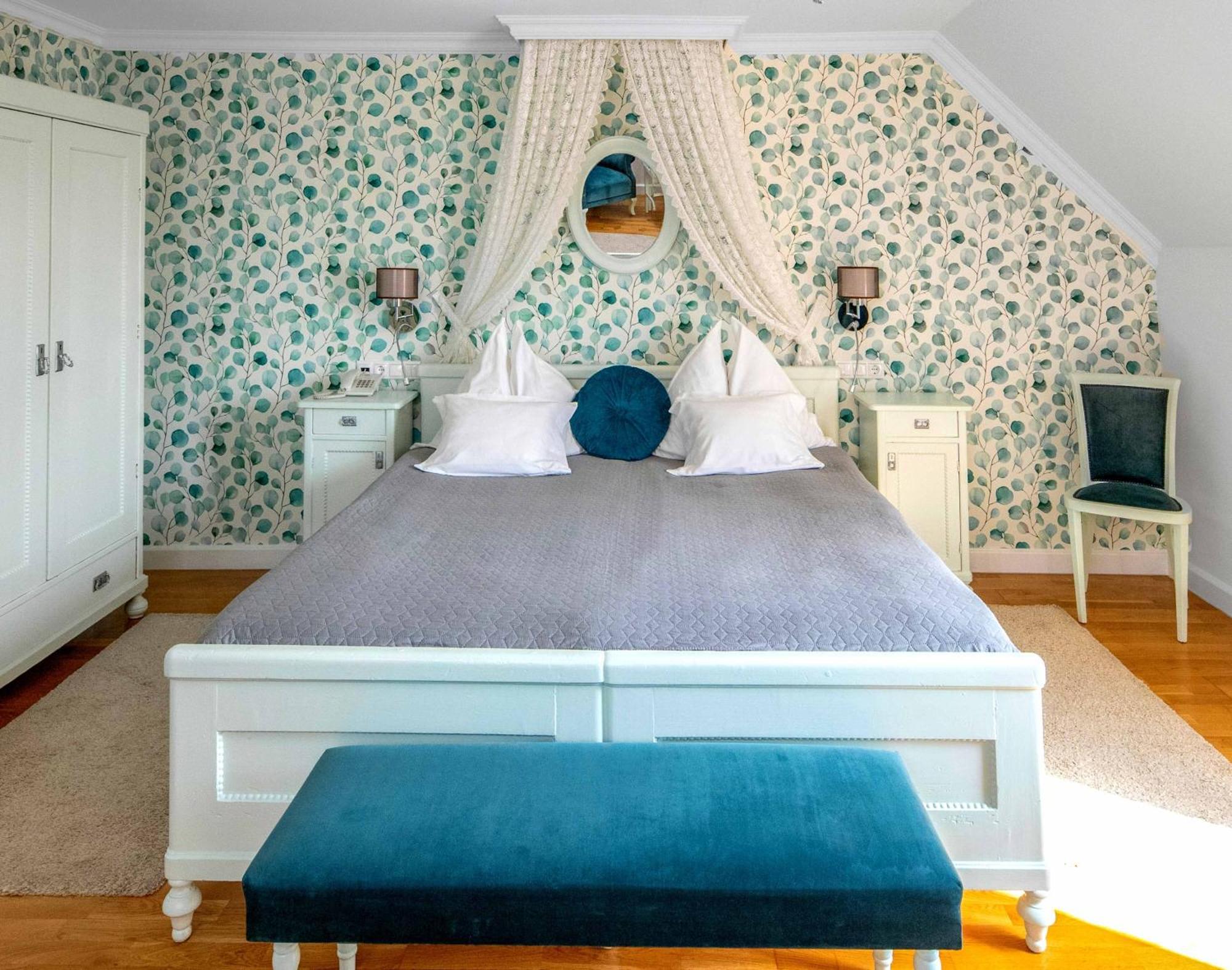 Boutique Hotel Szarcsa Székesfehérvár Buitenkant foto