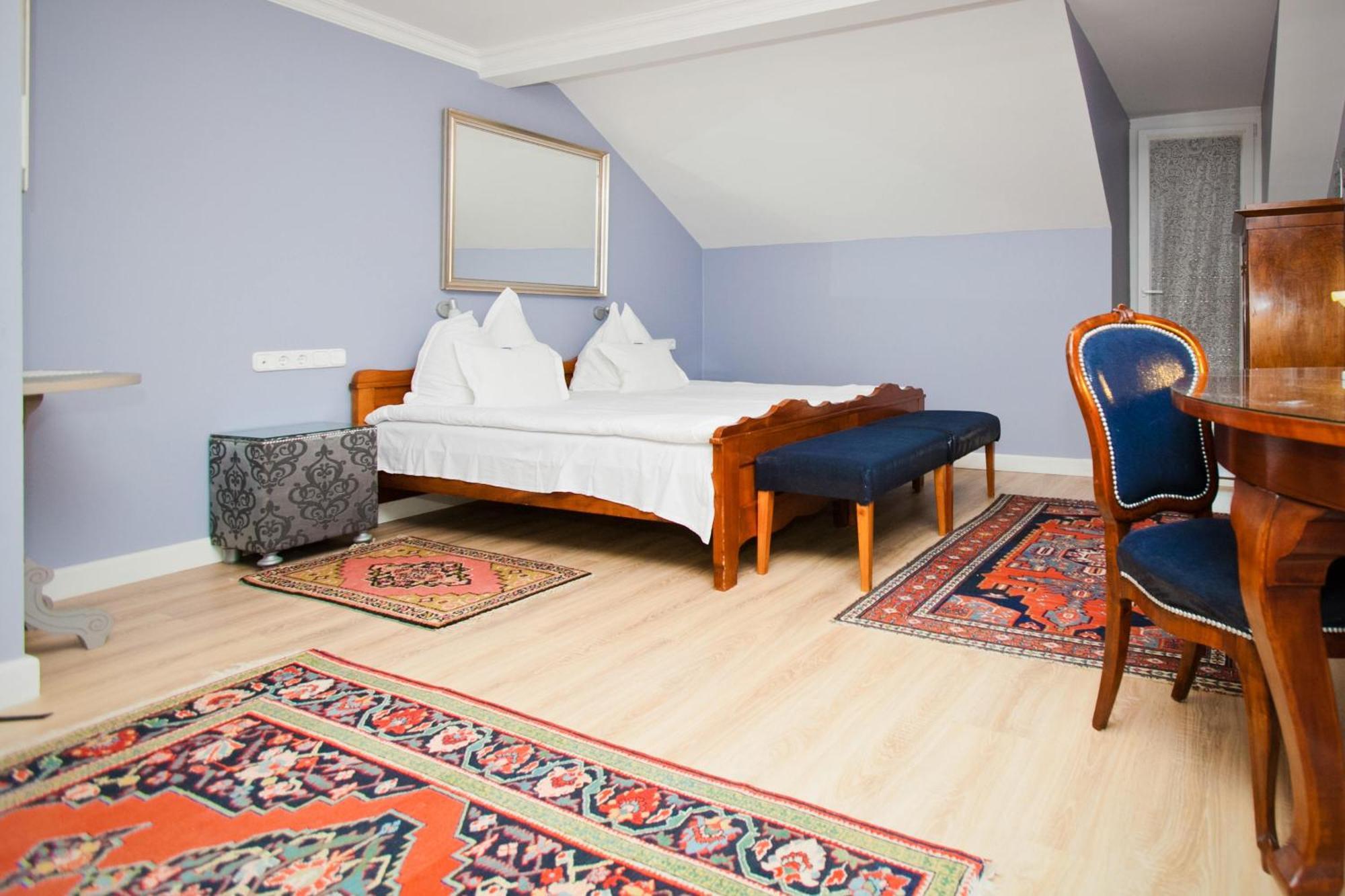 Boutique Hotel Szarcsa Székesfehérvár Kamer foto