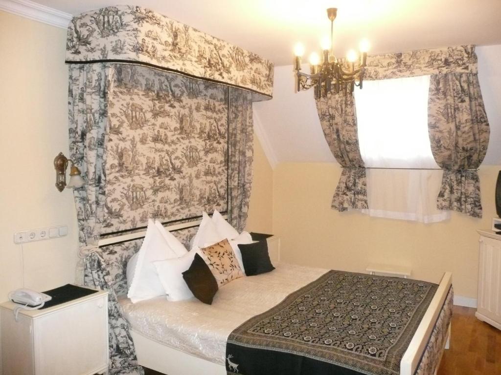 Boutique Hotel Szarcsa Székesfehérvár Kamer foto